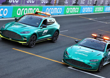 The Aston Martin FIA Safety Car and Aston Martin FIA Medical Car.
19.03.2023. Formula 1 World Championship, Rd 2, Saudi Arabian Grand Prix, Jeddah, Saudi Arabia, Race Day.
- www.xpbimages.com, EMail: requests@xpbimages.com © Copyright: Batchelor / XPB Images