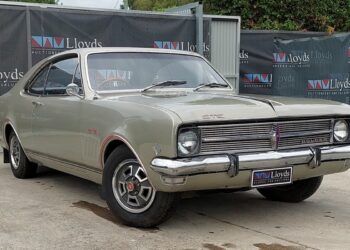 Holden HK Monaro GTS 327