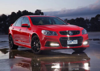 Holden Commodore VF SS V