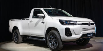 Toyota HiLux Revo BEV Concept