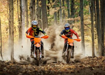 KTM 450 XC-F and 300 XC Credit: francescmonterophoto/KTM