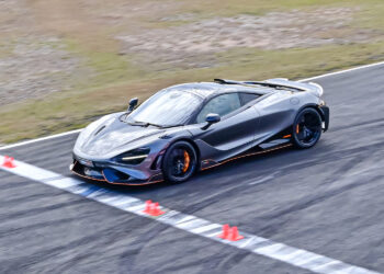 McLaren 765LT