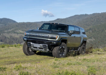 2023 GMC Hummer SUV