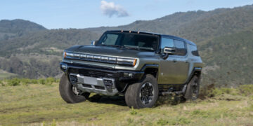 2023 GMC Hummer SUV