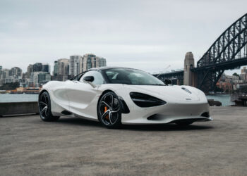2024 McLaren 750S