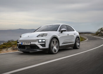 2024 Porsche Macan Turbo