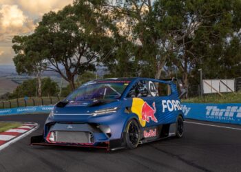 The Ford Supervan at Bathurst
