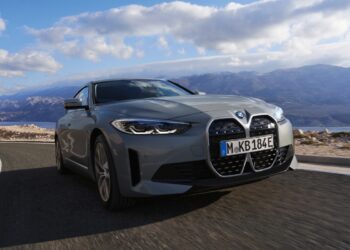 BMW i4 eDrive35