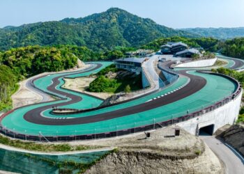 The Magarigawa Club in Japan