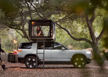 2026 Rivian R2