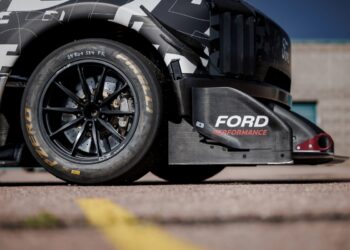 2024 Ford F-150 Lightning SuperTruck