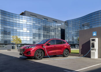 Ford Escape PHEV (sold as the Kuga in Europe)
