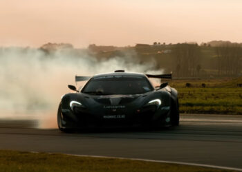 Mad Mike's 'MadMac' rotary-powered McLaren P1 drift car