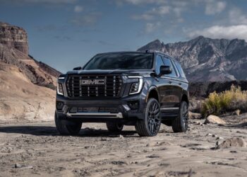 2025 GMC Yukon Denali Ultimate