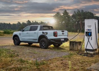 2024 Ford Ranger PHEV Stormtrak