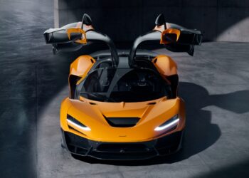 2025 McLaren W1