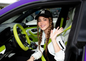 Shakira with her custom Lamborghini Urus
