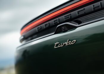 2024 Porsche Macan Turbo