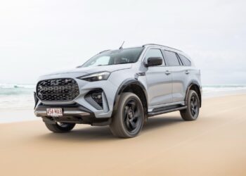 2025 Isuzu MU-X X-Terrain