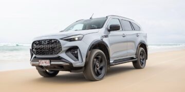 2025 Isuzu MU-X X-Terrain