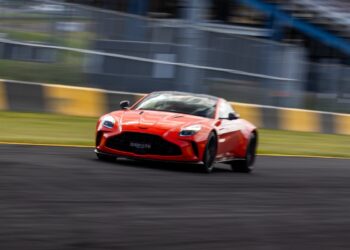 2025 Aston Martin Vantage at Sydney Motorsport Park