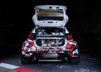 Toyota's new G20E four-cylinder engine, mid-mounted in the Yaris M Concept
