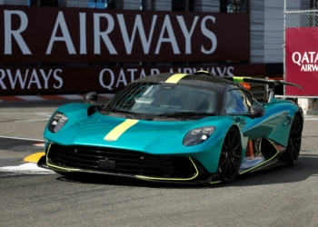 Aston Martin Valhalla