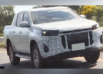 2026 Toyota HiLux spy pics