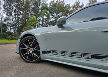 2025 Porsche 911 GTS T-Hybrid