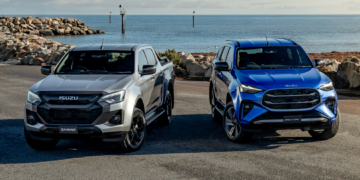 2026 Isuzu MU-X (right) and D-Max (left)