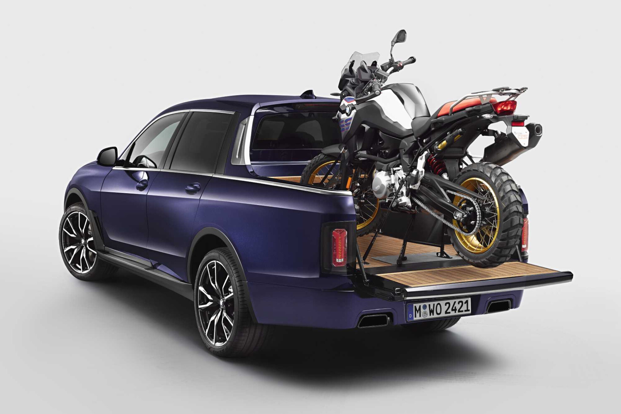 2019 BMW X7 Pickup concept