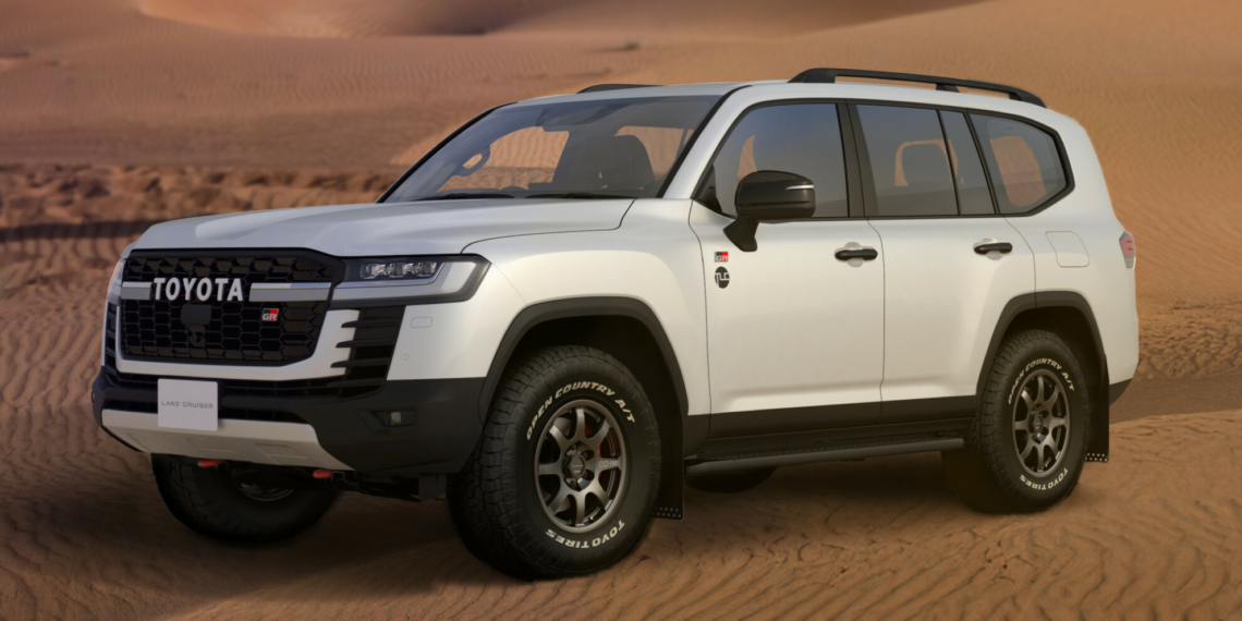 Toyota LandCruiser 300 Rally Raid