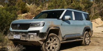 2026 Denza B8