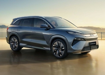 2026 BYD Sealion 8