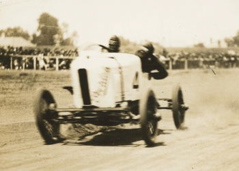Donald Harkness racing his car 'Whitey II'