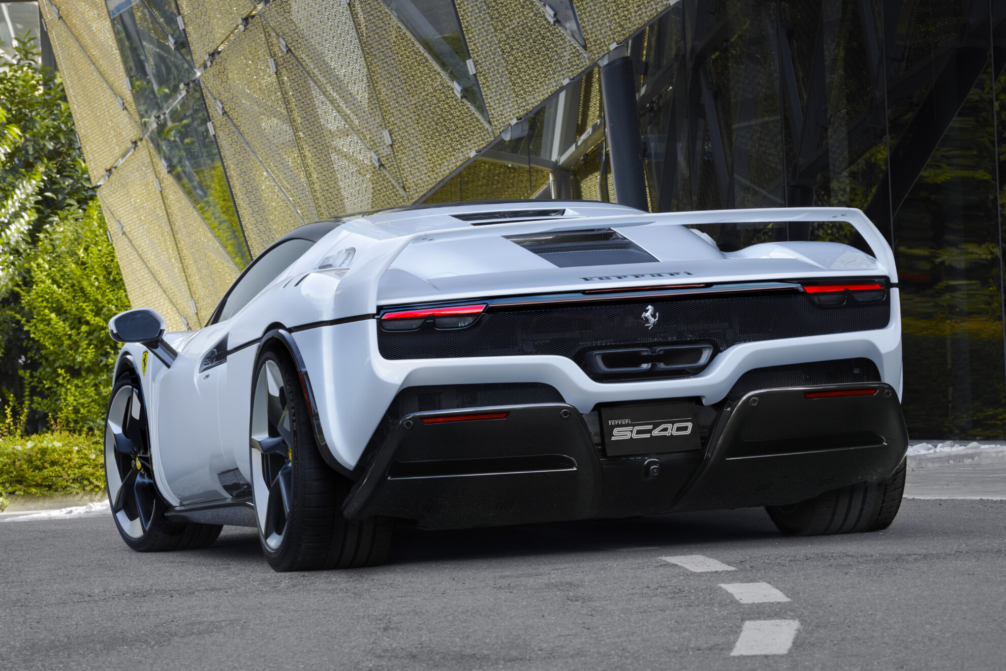 Ferrari SC40