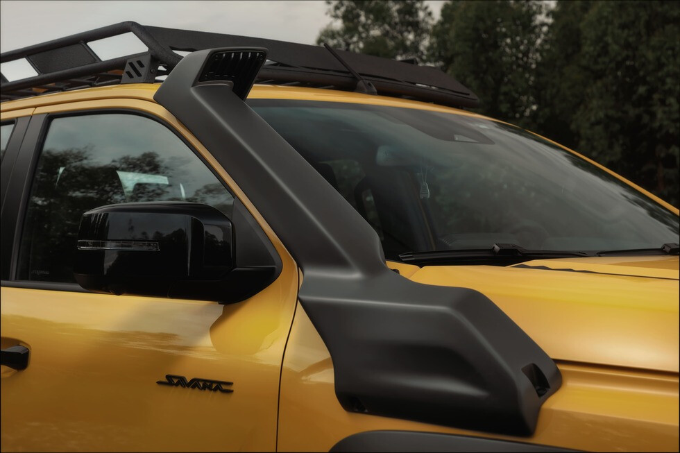 Mitsubishi Triton Savana