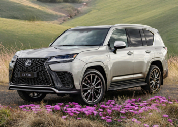 Lexus LX700h F Sport