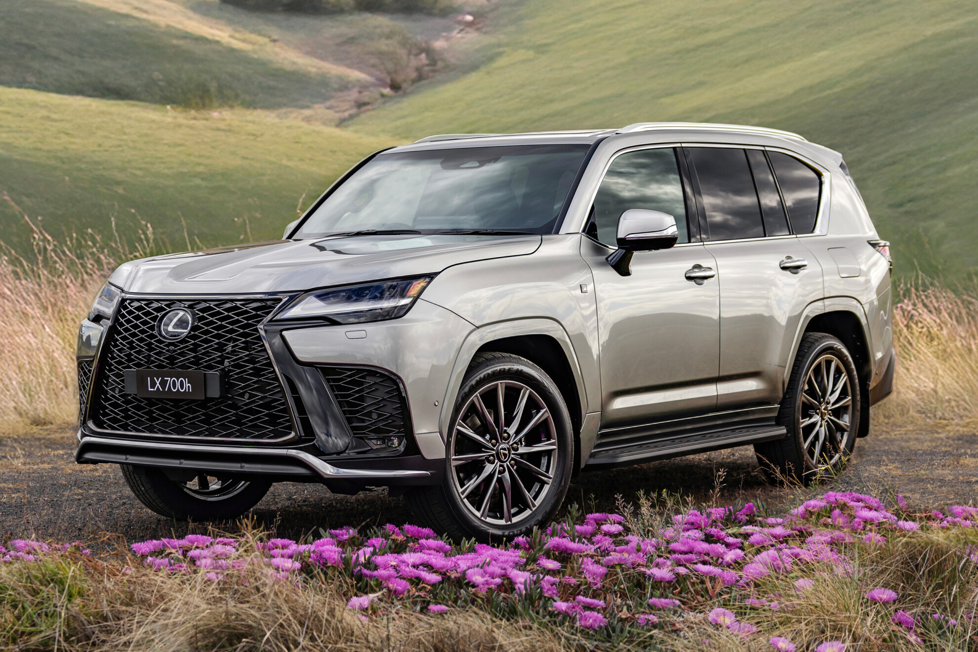 Lexus LX700h F Sport