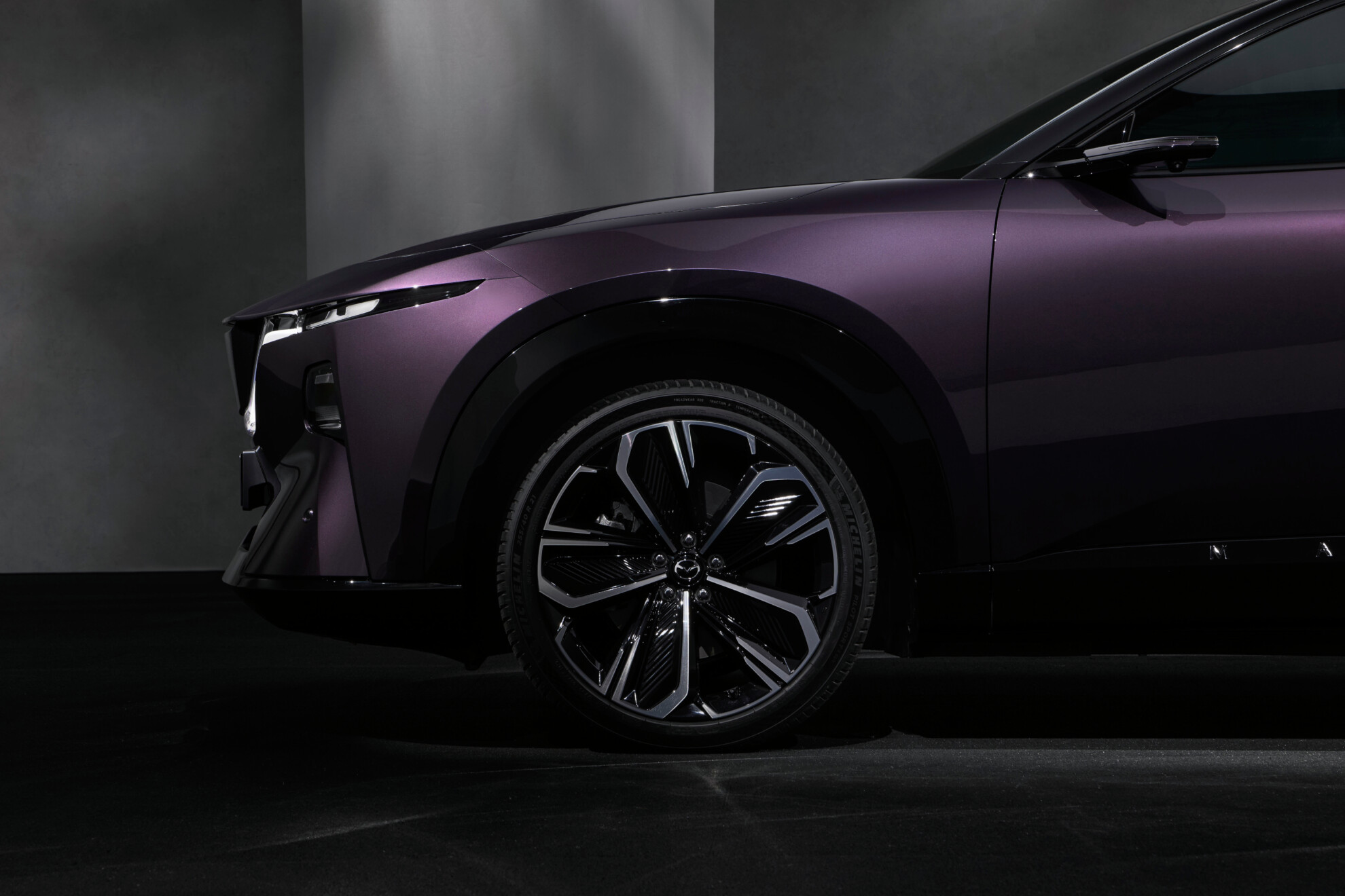 Mazda CX-6e
