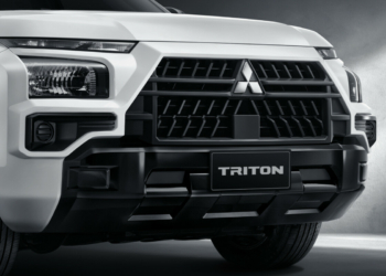 Mitsubishi Triton Street