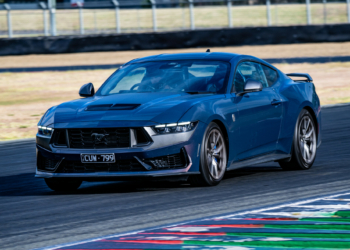Ford Mustang Dark Horse
