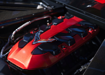 GM's new LS6 engine in the Chevrolet Corvette